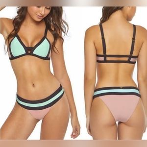 PilyQ Riviera Bikini 2pc (Top + Bottom) SWIM SET Size Large